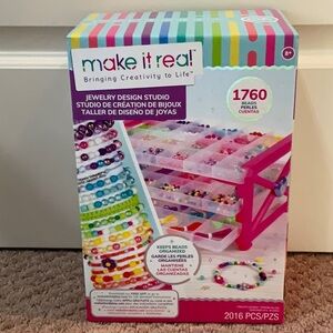 MAKE IT REAL 2016 PIECE BEAD SET WITH STORAGE NWT